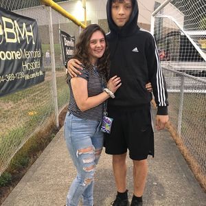 Meet your Posher, Ethan